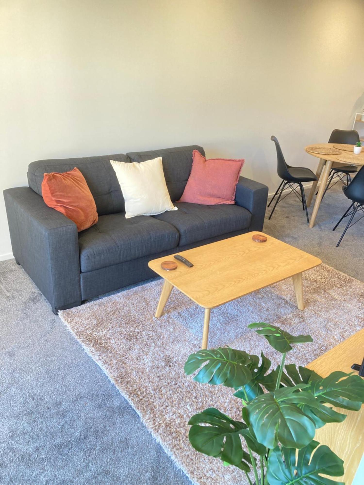 Cheerful 2 Bedroom Townhouse In Addington! Christchurch Exterior foto